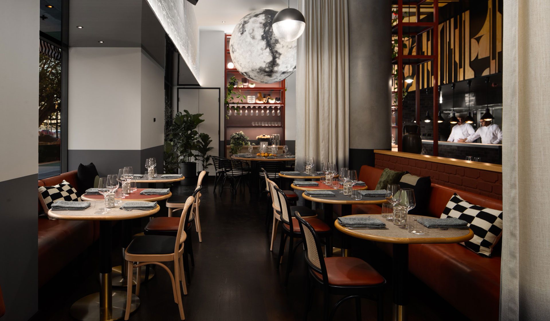 QT Newcastle - Jana Restaurant & Bar - Newcastle Restaurant